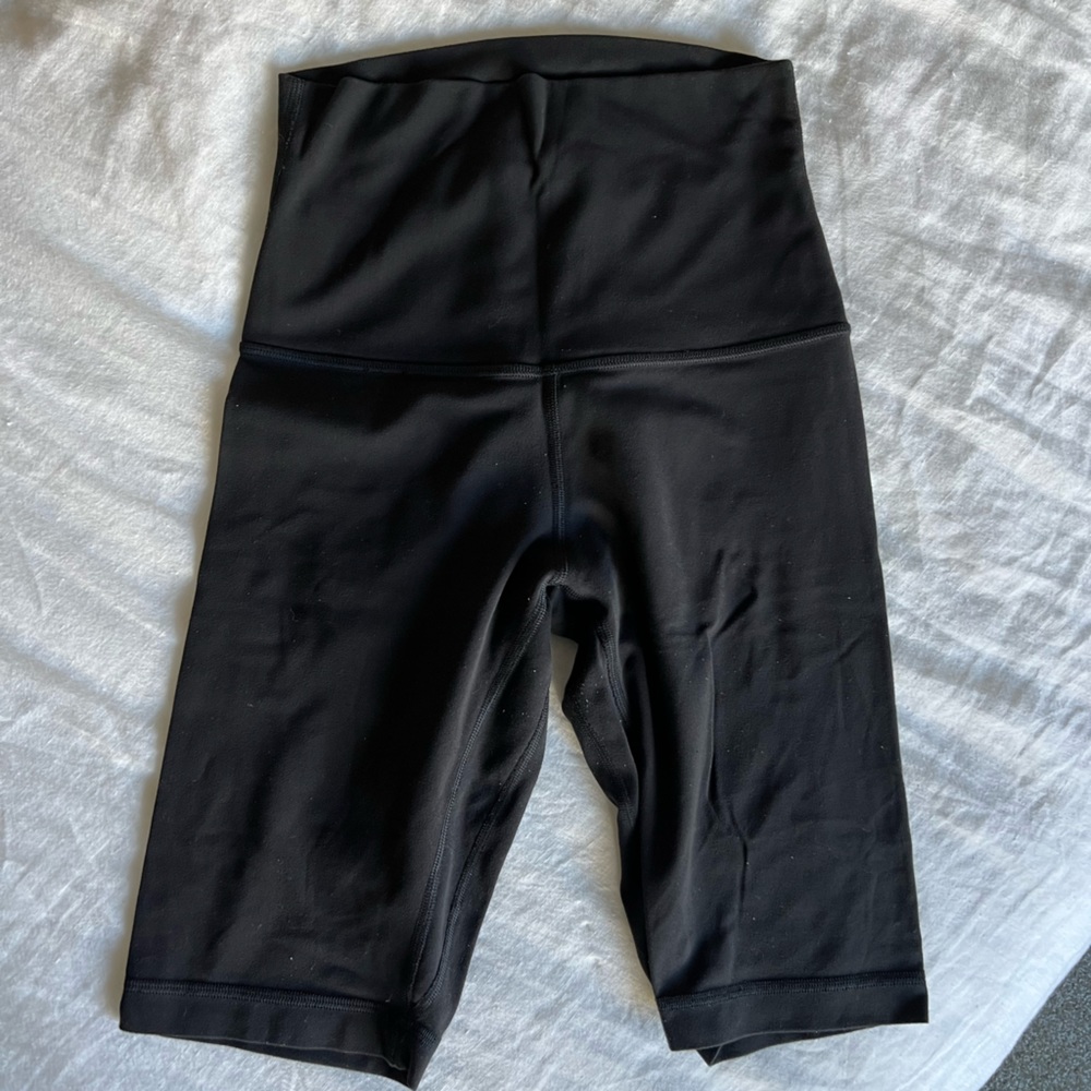 Lululemon Ultra high-rise bike short